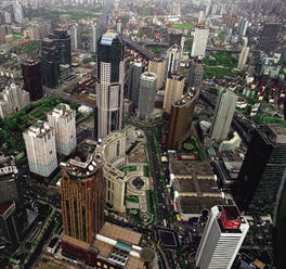 上海全方位推進國際貿易中心建設